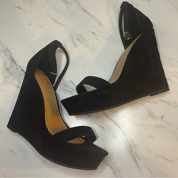 NWOT Forever 21 Faux Suede Wedge Heels – Black – Size 6.5 - Picture 2 of 11